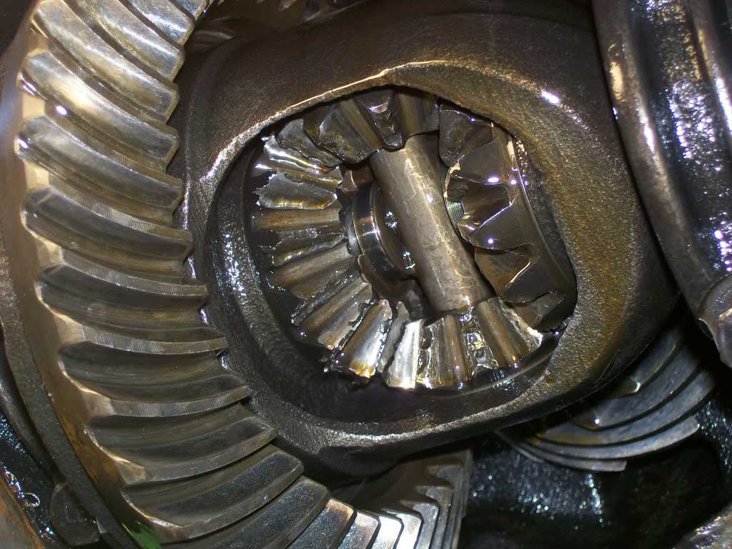 Side/Spider Gears chewed up NC4x4
